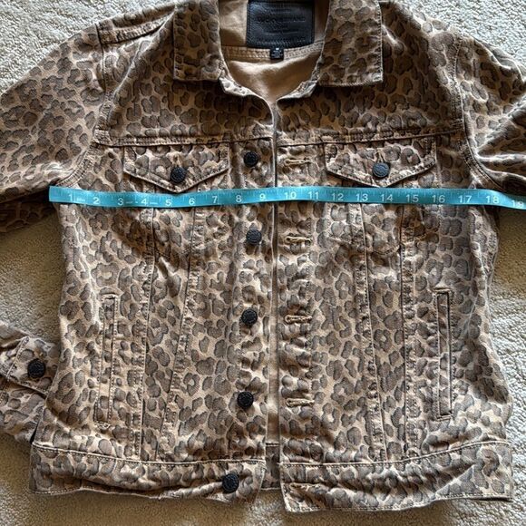 LUCKY BRAND LEOPARD TRUCKER JEAN JACKET NWT SIZE Medium - Picture 10 of 11